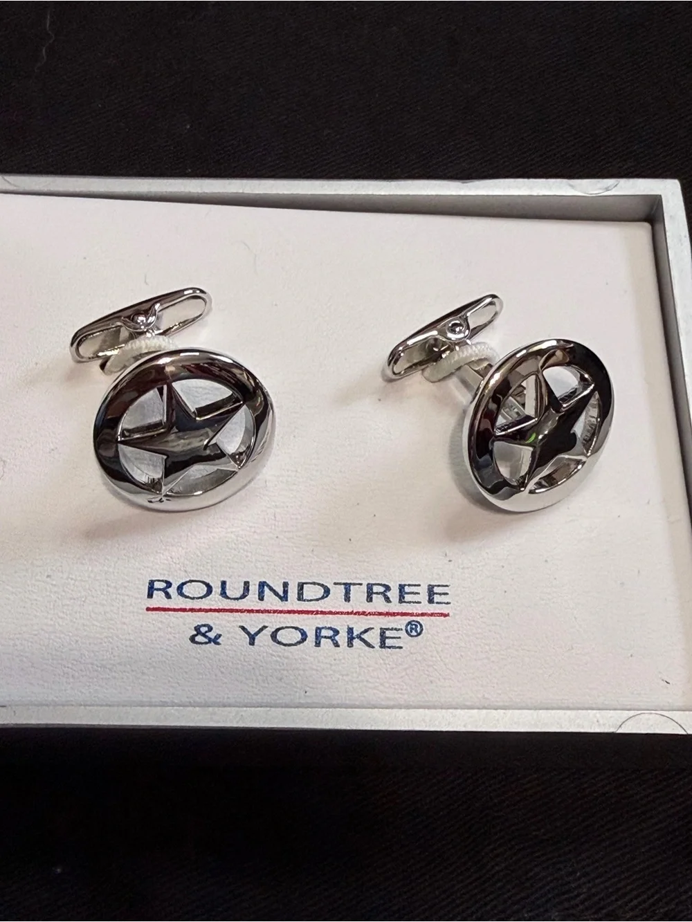 Roundtree & Yorke Silver Star Emblem Cufflinks